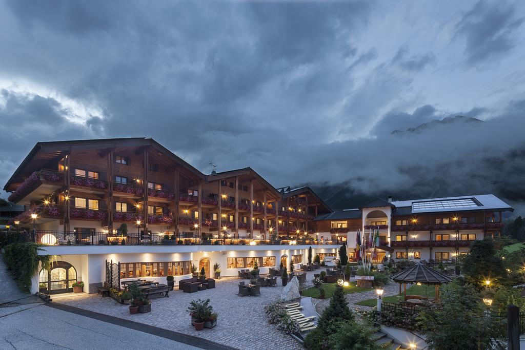 Hotel Plunhof Ridnaun Exteriör bild